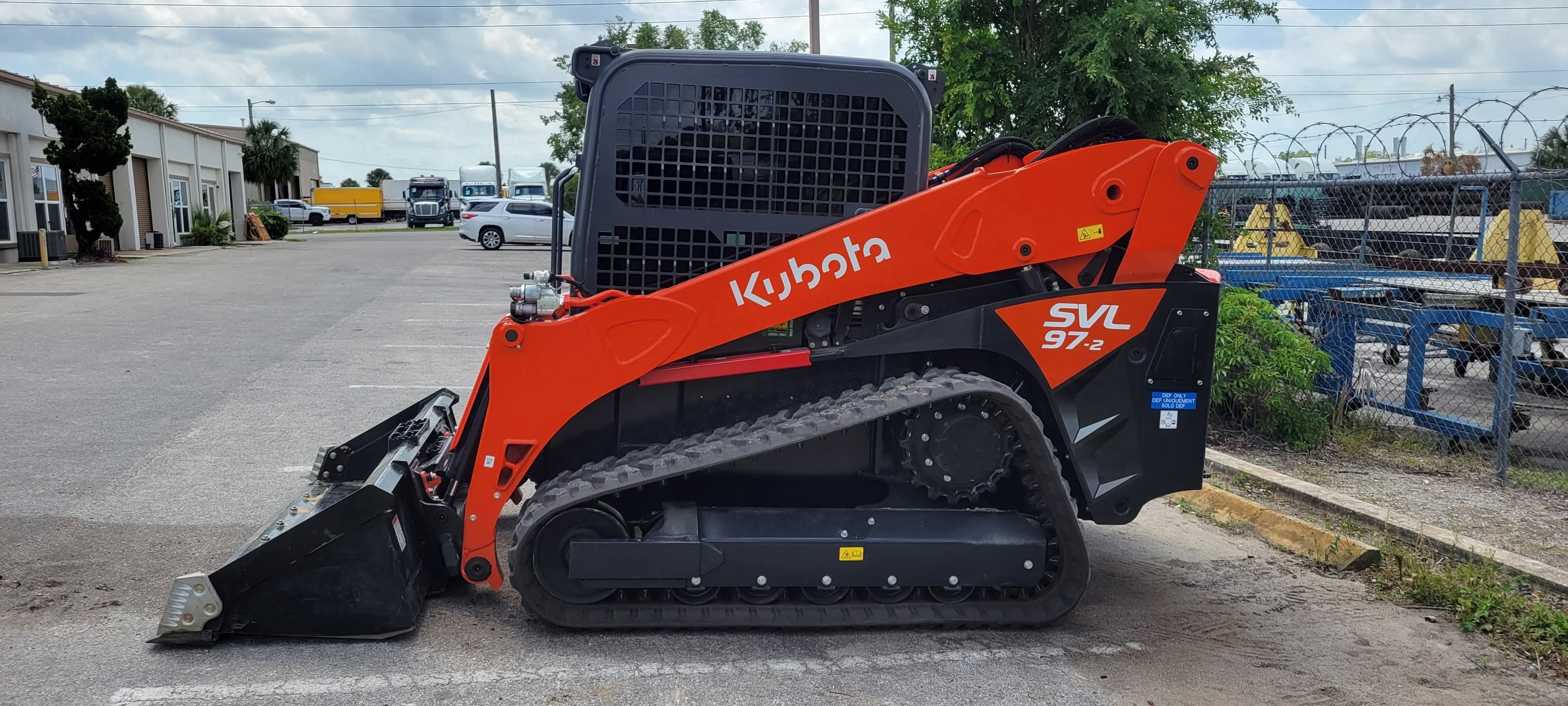 Kubota SVL97 — Tint